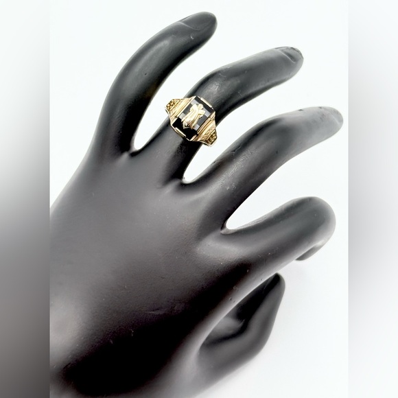 10K Solid Yellow Gold Black Onyx Class Ring - Vintage 1938 - Picture 13 of 14